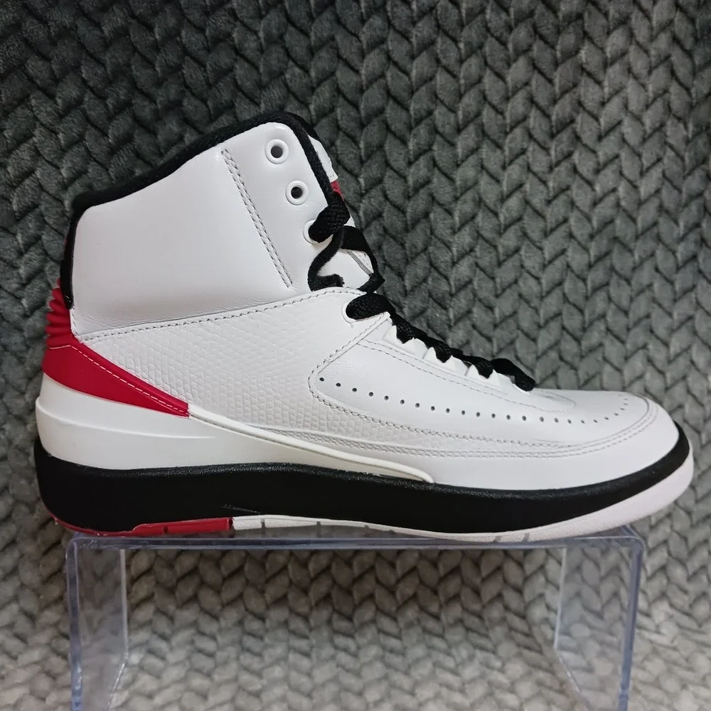 Air Jordan 2 Retro Mid Chicago GS Youth Basketball Sneakers Shoes Size 5.5Y